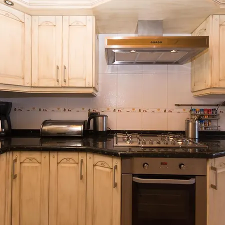 Villa Lovely 4-Bed Villa In Costa Adeje Costa Adeje (Tenerife)